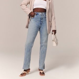 Abercrombie & Fitch Curve Love Ultra High Rise 90s Straight Jeans